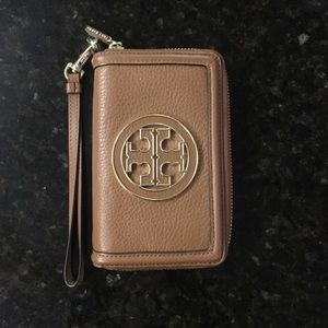 Tory Burch Wristlet
